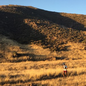 Chugging along the last few yards to eat some potatoes before 6.8 miles in the dark to the finish! 